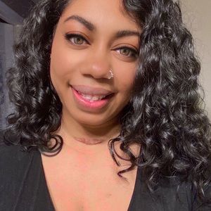 Meet your Posher, Ann-Marie